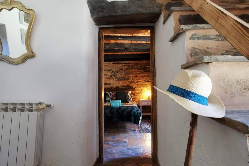 Casa Do Linho 400 Year Old Country Cottage Oleiros  Exterior photo