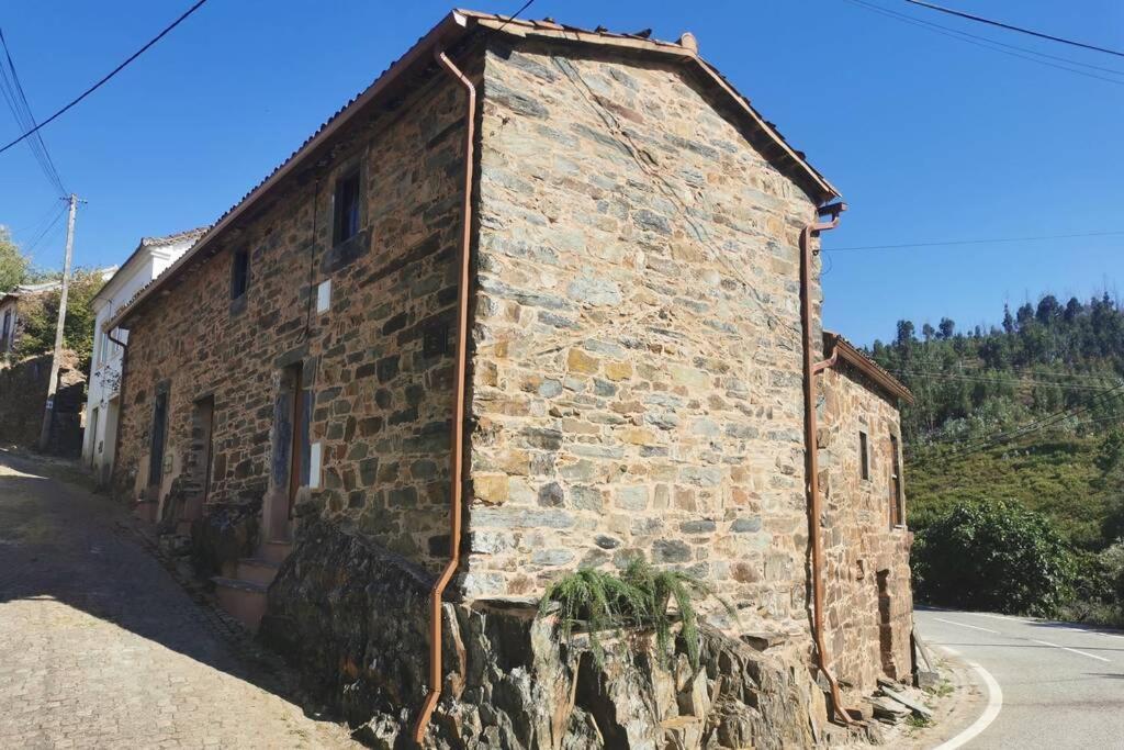 Casa Do Linho 400 Year Old Country Cottage Oleiros  Exterior photo