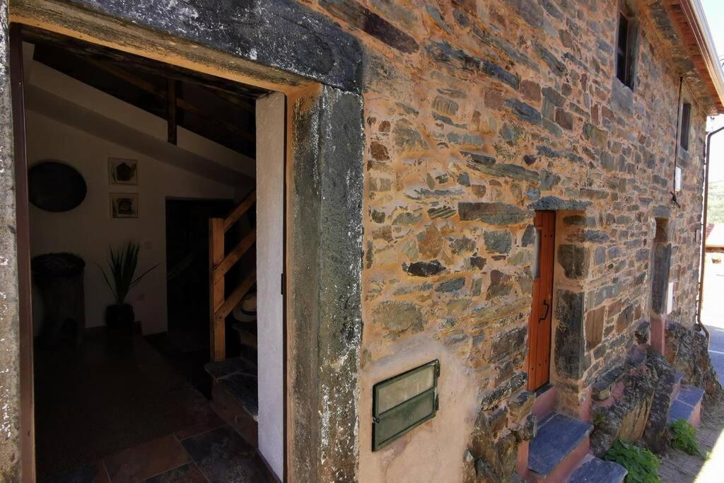 Casa Do Linho 400 Year Old Country Cottage Oleiros  Exterior photo